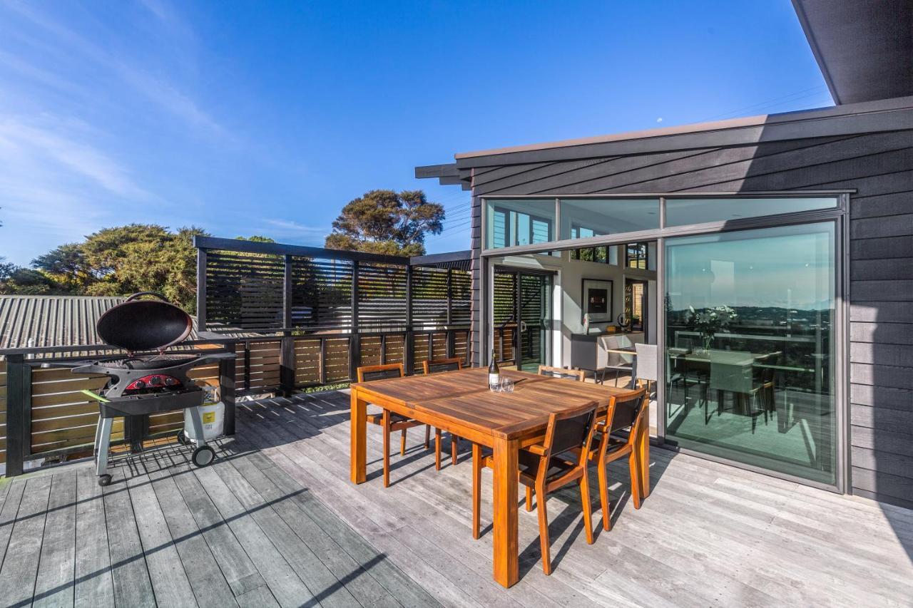 Taonga With Sea Views By Waiheke Unlimited Villa Oneroa Kültér fotó