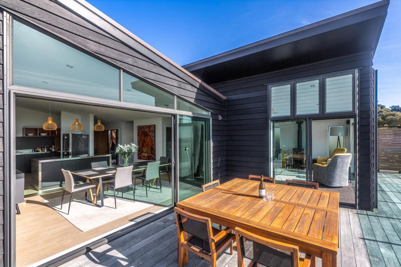 Taonga With Sea Views By Waiheke Unlimited Villa Oneroa Kültér fotó